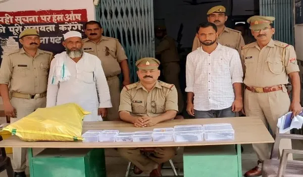 संभल : अवैध शस्त्र बनाने की फैक्ट्री का पर्दाफाश, प्रधान व उसका पुत्र गिरफ्तार