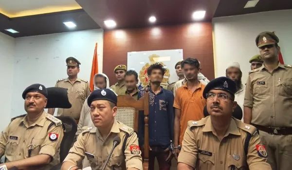 मुरादाबाद : मुगलपुरा में तमंचा फैक्ट्री का भंडाफोड़, मुठभेड़ में पुलिस के हत्थे चढ़े छह बदमाश