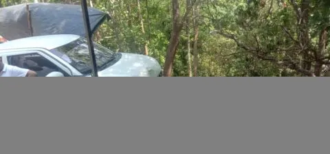 कालाढूंगी: पर्यटकों की कार अनियंत्रित होकर पैराफिट से टकराई, महिला समेत बच्चे हुए जख्मी