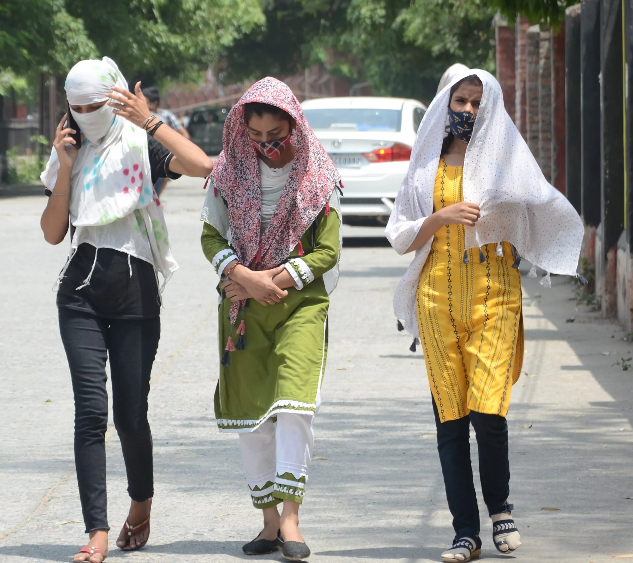 बरेली: तीन दिन गर्मी और उमस से नहीं मिलने वाली राहत