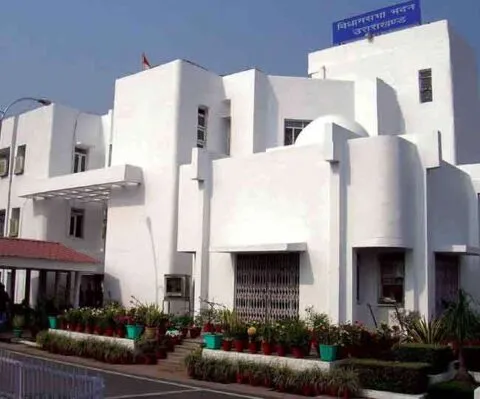 उत्तराखंड की पांचवी विधानसभा का बजट सत्र शुरू, गैरसैंण को लेकर भड़की कांग्रेस