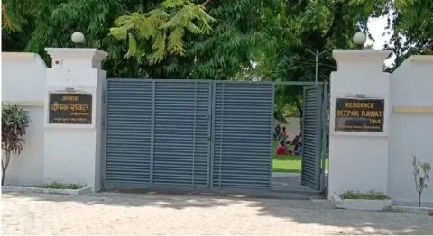 हल्द्वानी: सरकारी सिस्टम के सताए लोग आंसू बहाने को हैं मजबूर, अब न्याय की आस में कमिश्नर दफ्तर के चक्कर काट रहे