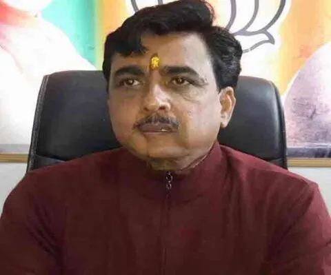 गदरपुर: कांग्रेस समर्थक के घर जा धमके वन विकास निगम के नवनियुक्त अध्यक्ष कैलाश गहतोड़ी, हो गया विवाद