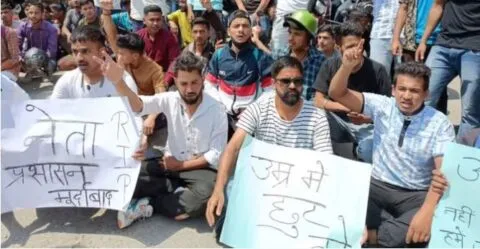 Agneepath Scheme: उत्तराखंड में अग्निपथ भर्ती योजना को लेकर युवाओं का हल्लाबोल