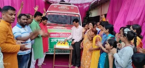 पंतनगर: तनाव मुक्त जीवन का संदेश लेकर पहुंची चैतन्य रथ यात्रा, पुष्प वर्षा से स्वागत