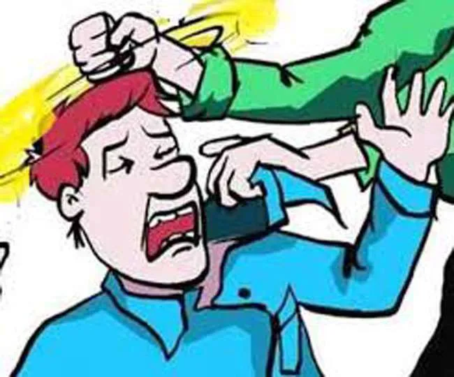 रुद्रपुर: चारा का कट्टा उठाने में मांगी मदद तो फोड़ दिया सिर