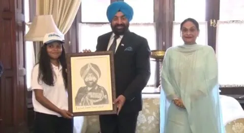 नैनीताल: राज्यपाल संग दोपहर भोज कर खुश हुए बच्चे, भेंट की तस्वीर