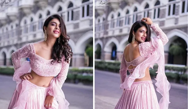 Neha Malik Photos : पिंक लहंगे में नेहा मलिक ने बिखेरा हुस्न का जलवा, दिल थाम कर देखिए तस्वीरें