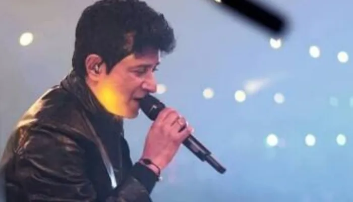 Singer KK के LIVE CONCERT में पहुंचे थे तादाद से ज्यादा लोग, फिर…