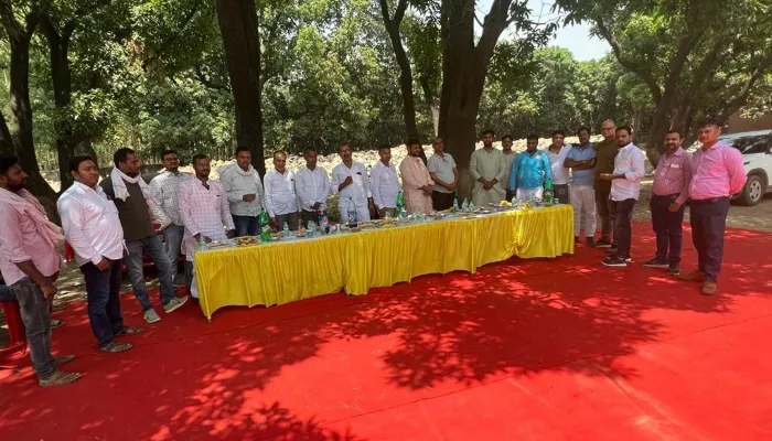 अयोध्या: एनईसीसी की मनमानी से बंद हो रहे पोल्ट्री फॉर्म, अंडा उत्पादकों ने कुक्कुट उद्योग बचाने की अपील की