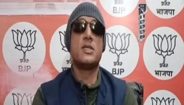 आजमगढ़: पूर्व भाजपा विधायक के घर लगाया गया फरारी का नोटिस, पुलिस ने लूट के मामले में की कार्रवाई