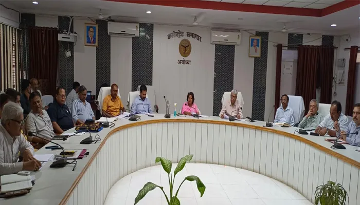 अयोध्या: संचारी रोग नियंत्रण अभियान को लेकर सौंपी गई जिम्मेदारी