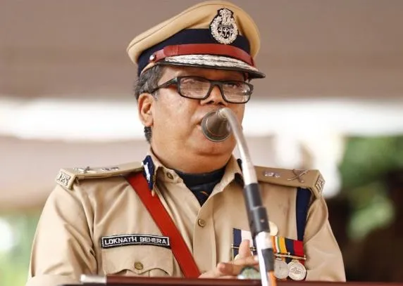 केरल के पूर्व पुलिस प्रमुख लोकनाथ बेहरा फिर विवाद में फंसे