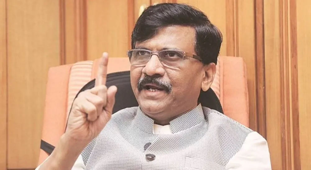 महाराष्ट्र में राजनीतिक हलचल के बीच संजय राउत का बड़ा दावा, अगर MVA सरकार बचाने का होता है प्रयास तो पवार नहीं जा पाएंगे घर