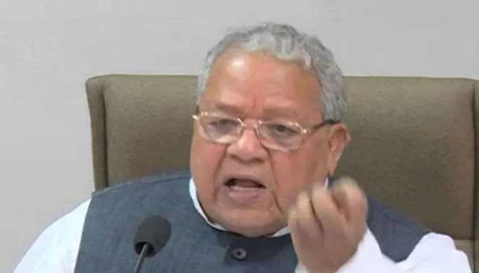 राज्यपाल ने विश्वविद्यालयों में एक समान पाठ्यक्रम तैयार करने के दिए निर्देश