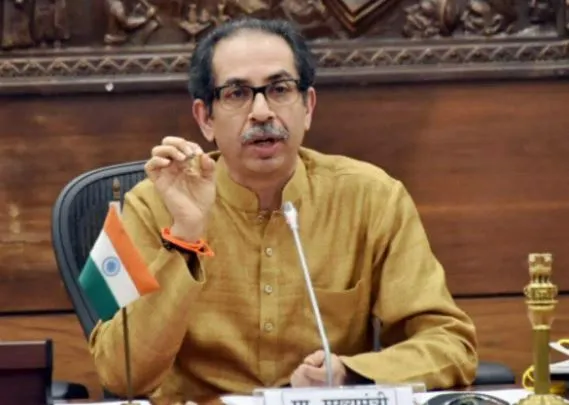 महाराष्ट्र में सियासी उठापटक: शिवसेना के बागी विधायकों पर एक्शन की तैयारी, सरकार नहीं अब पार्टी को बचाने में जुटे उद्धव ठाकरे