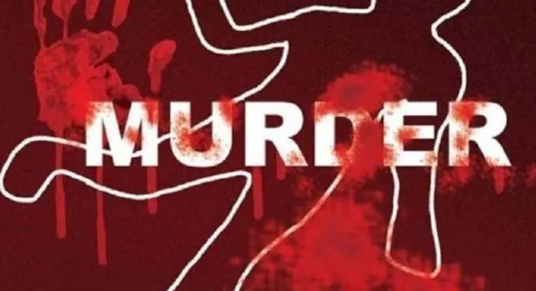 बदायूं: घरेलू कलह के चलते पति ने पत्नी का गला रेत कर उतारा मौत के घाट, मौके से फरार
