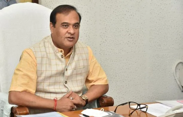 शिवसेना की खींचतान बाढ़ की स्थिति को उजागर करने में मददगार: हिमंत बिस्वा सरमा