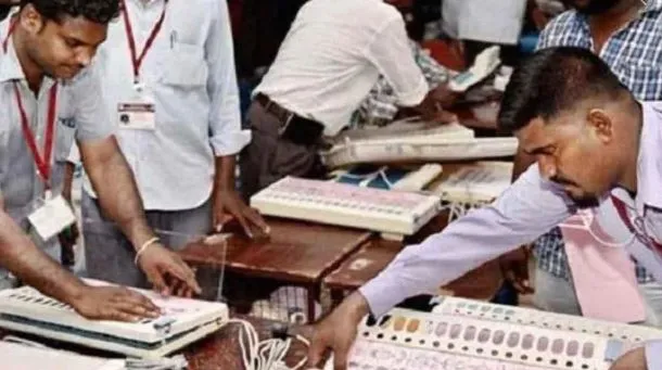 दिल्ली : राजेंद्र नगर उपचुनाव की मतगणना शुरू, अब तक की गिनती में आप सबसे आगे
