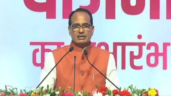युवा उद्यमी बनो, नौकरी मांगने वाले नहीं, देने वाले बनो: शिवराज
