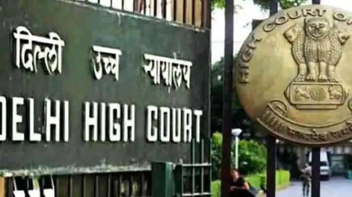 दिल्ली नगर निगम के अधिकारी तहबाजारी दुकानों को किसी दूसरे स्थान पर ले जाने की मांग पर जवाब दें: उच्च न्यायालय