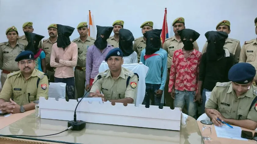 लखीमपुर-खीरी: खुलासा…बड़ी बहन ने ही पकड़े थे हाथ, चार लोगों से कराया था बारी-बारी से दुष्कर्म