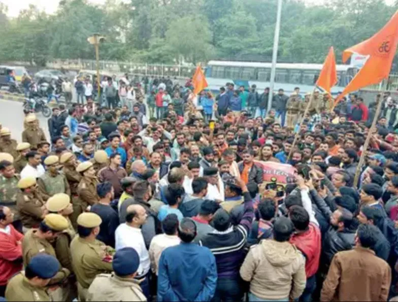 उदयपुर : दर्जी कन्हैयालाल की हत्या के विरोध में ‘सर्व हिन्दू समाज’ की रैली