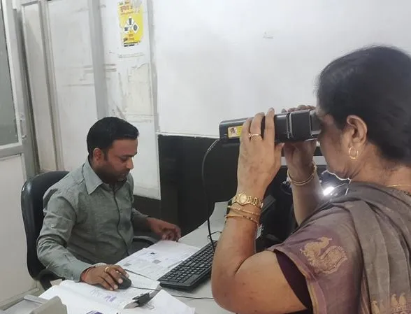 बरेली: अब आधार कार्ड में संशोधन के लिए नहीं छूटेंगे लोगों के पसीने