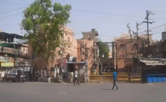 जोधपुर में दो समुदायों के बीच झड़प, जमकर चले पत्थर, इलाके में धारा 144 लागू