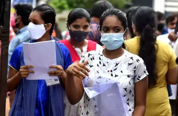 नीट पीजी-2021 की 1456 सीटें खाली, सुप्रीम कोर्ट ने की केंद्र सरकार की खिंचाई