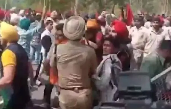 चंडीगढ़ में छात्रों पर लाठीचार्ज को लेकर कांग्रेस ने आप सरकार को घेरा