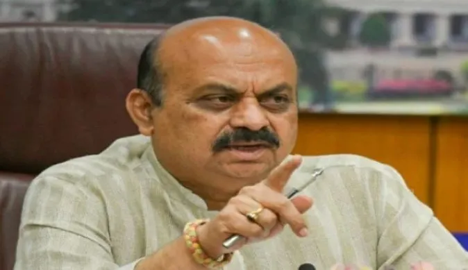 महिलाओं पर तेजाब के हमलों से निपटने के लिए और सख्त कानून बनाए जाएंगे : बोम्मई हुब्बली