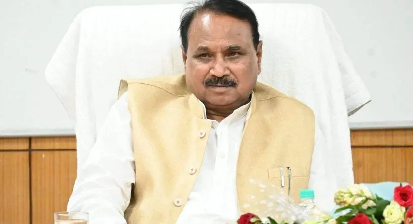  छत्तीगसढ़ : केंद्रीय राज्य मंत्री भानूप्रताप ने किया निर्माण कार्य का अवलोकन