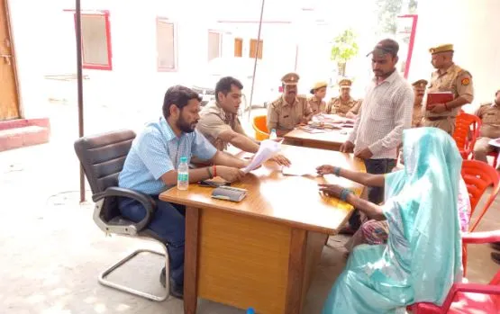 पीलीभीत: समाधान दिवस में बिना अनुमति के अनुपस्थित रहे तो होगी कार्रवाई