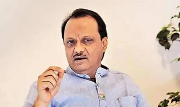 कोविड मामलों में वृद्धि पर अनिवार्य किया जा सकता है मास्क- अजित पवार