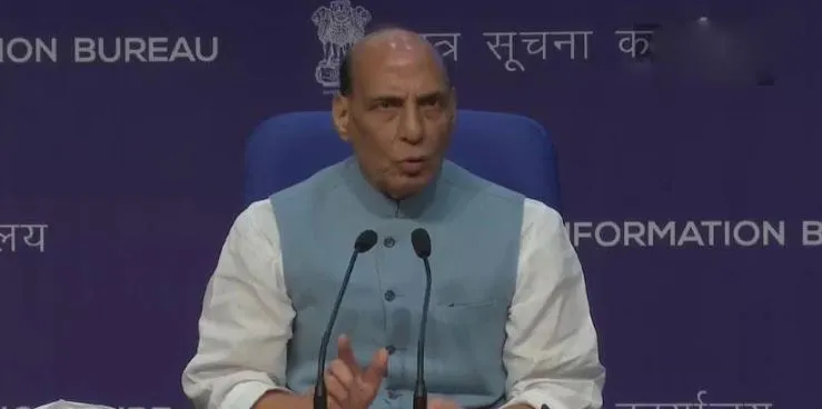 रक्षा मंत्री राजनाथ सिंह ने ‘अग्निपथ स्कीम’ का किया एलान, अब 4 साल के लिए सेना में होगी युवाओं की बहाली