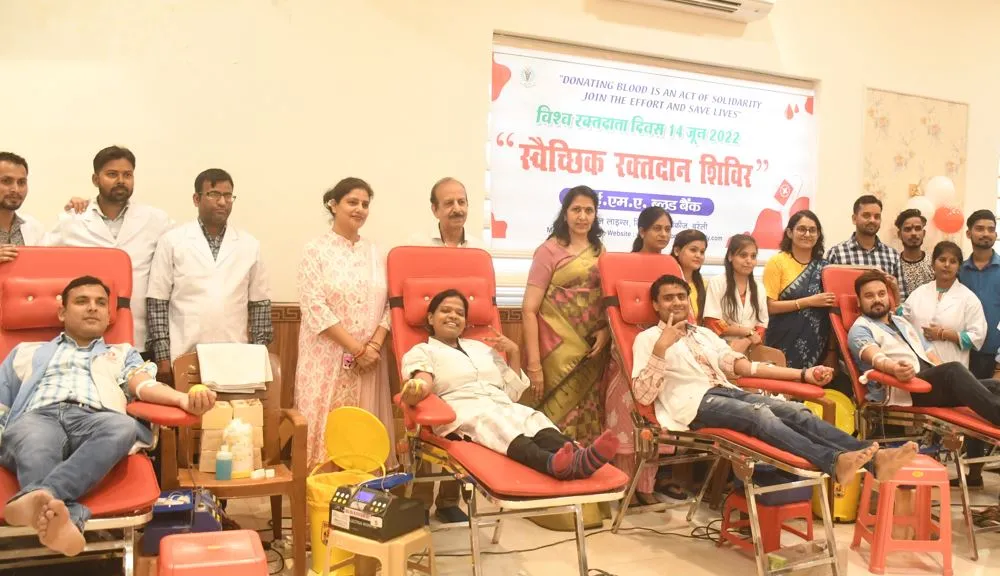 बरेली: आईएमए ब्लड बैंक में टूटा तीन साल का रिकॉर्ड, 200 यूनिट ब्लड हुआ डोनेट