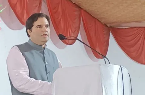 पीलीभीत: देश में हुकुमत किसी की हो, मगर मालिक तो जनता है- वरुण गांधी