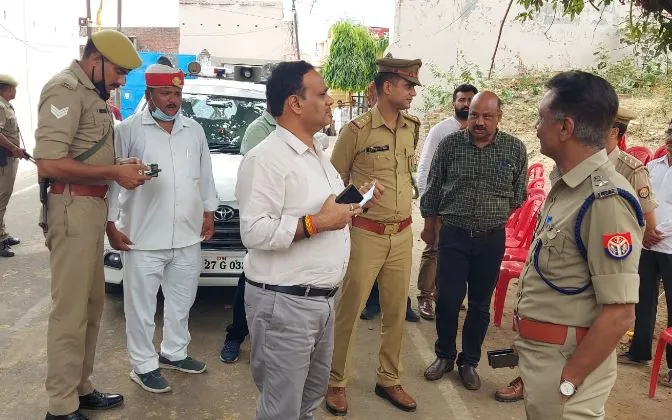 शाहजहांपुर: चप्पे-चप्पे पर रही पुलिस की नजर, शांति से हुई जुमे की नमाज