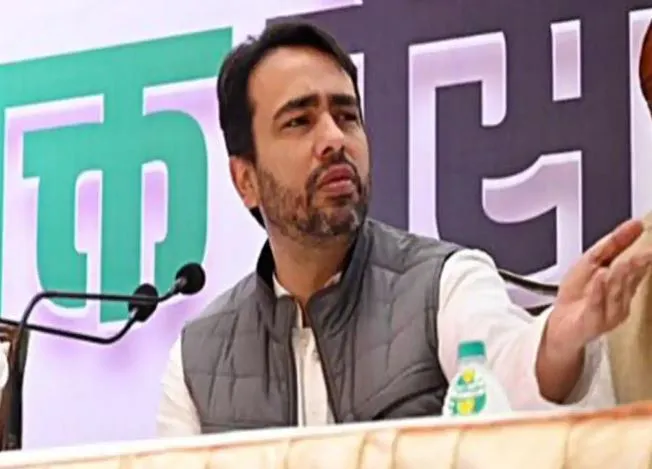 अग्निपथ योजना: महिंद्रा समूह के एलान पर जयंत चौधरी का सवाल, पूछा-अब तक कितने पूर्व सैनिकों को दी नौकरी 