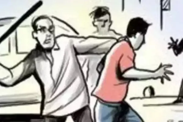 अमरोहा : दबंगों ने युवक को जमकर पीटा, पीड़ित ने लगाई न्याय की गुहार
