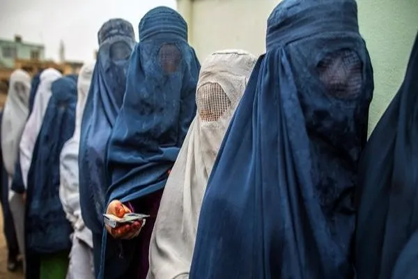 Taliban On Hijab : ‘जो महिलाएं हिजाब नहीं पहनती, वो जानवरों की तरह…’, तालिबान ने अफगानिस्तान में लगाए पोस्टर