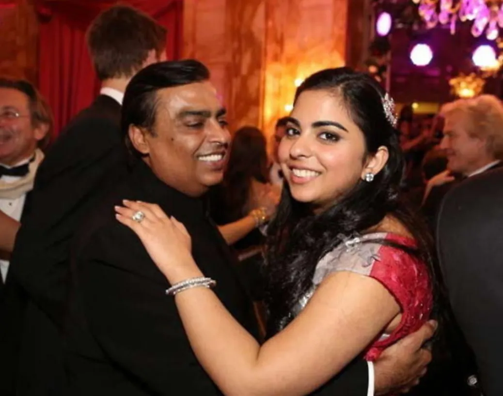 बेटी ईशा अंबानी को ये बड़ी जिम्मेदारी सौंपने जा रहे मुकेश अंबानी, बेटे को भी दिया तोहफा