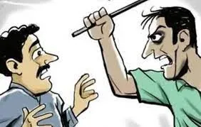रुद्रपुर: सड़क पर कबाड़ रखने से करना पर किया जानलेवा हमला
