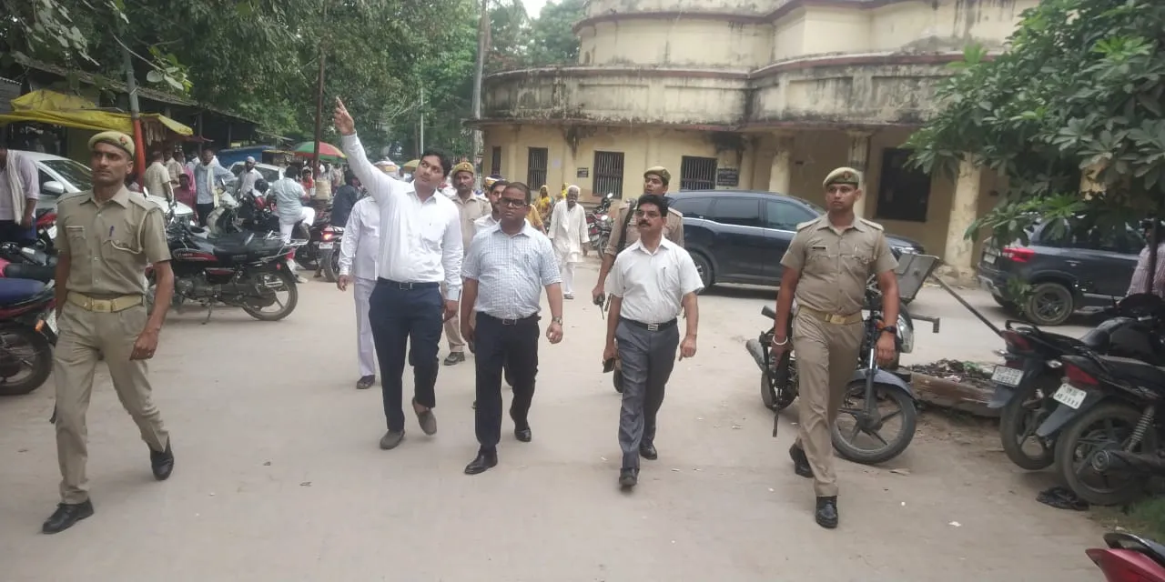 डीएम ने किया एनआईसी बिल्डिंग का निरीक्षण, दिए जरूरी निर्देश