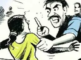 हल्द्वानी: पड़ोसी ने मां, बेटी और बेटे को पीटा
