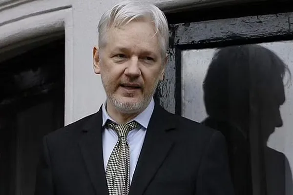 ब्रिटेन सरकार ने विकीलीक्स के जूलियन असांजे को अमेरिका प्रत्यर्पित किए जाने को दी मंजूरी