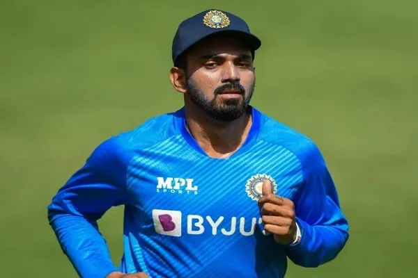 IND vs SA T20 Series : दक्षिण अफ्रीका सीरीज से बाहर होने से निराश हैं केएल राहुल, कहा- ‘इसे स्वीकार करना मुश्किल है…’