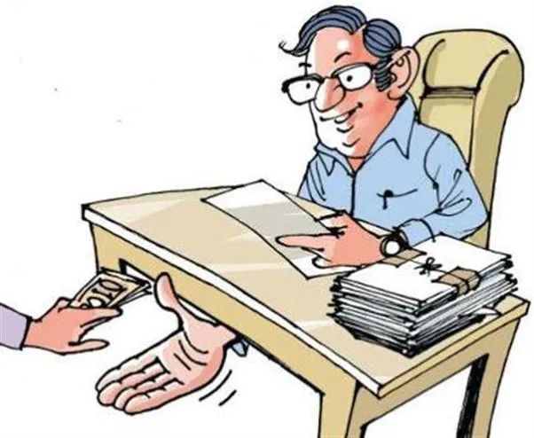 हल्द्वानी: 12 हजार की घूस लेते पकड़े गया वन विभाग का बाबू