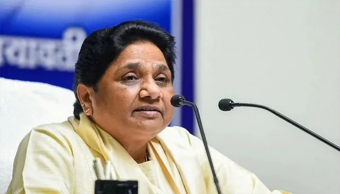 आजमगढ़ जैसा संघर्ष 2024 के आम चुनाव तक जारी रखें बसपा कार्यकर्ता: मायावती